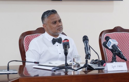 Abbas, PG ge Magaamah ayyan kuran Committee in faaskoffi