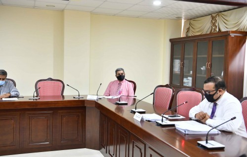 Fuluhunge bill othee verikan hingumuge baaraai gaanoonu hadhaa baaru fushuarai, fuluhunge minivankan gelley gothah: Bar Council