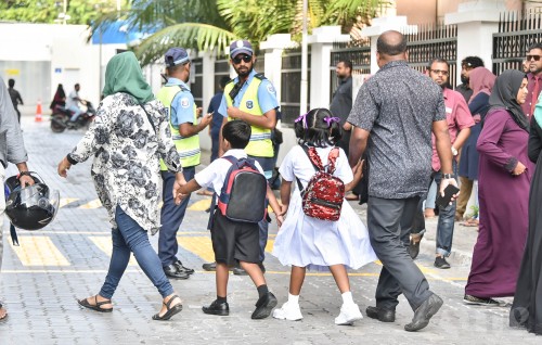 Maldives Medical Association recommends temporarily closing down schools