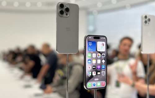 iPhone 15 hoonuvumuge massala hallu kurumuge masakkai fashaifi