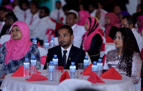 PNG ufehdhumuge jalsaa baahvaifi, vaguthee Raees kama Zein inthihaabu kohfi