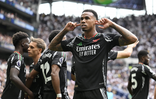 Tottenham athun hoadhi undhagoo molhaaeku Arsenal thaavaluge 2 vana ah