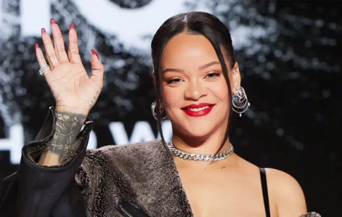 Rihanna gives us the most solid tease of new music yet