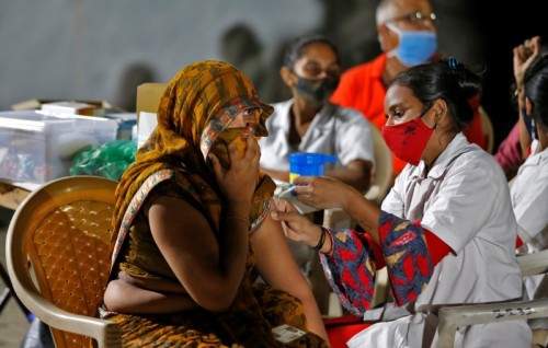 India detects third Omicron case, reports 415 COVID-19 deaths