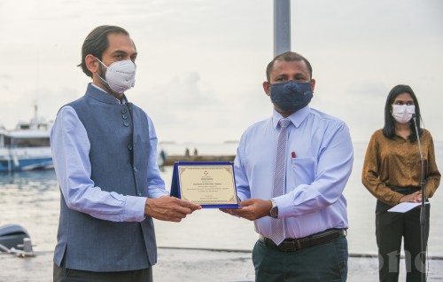 #OnePhoto: India inn Fehendhoo dharivarunnah hadhiyaa kuraa launch sarukaaraa havaalu kurun