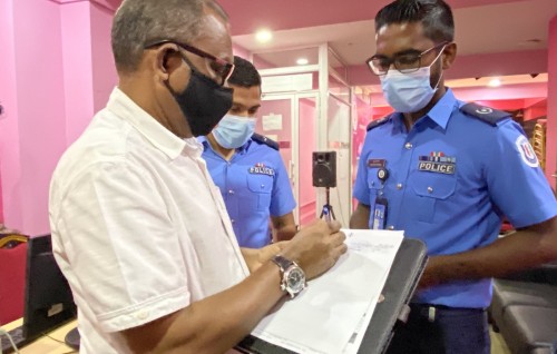 Adhurey fuluhah haaziruvaan chit havaalu koffi