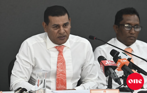 Neyhgaagee kankan huhtuvan  enmen ekathiga'ndakahvumah Siyaam govaalahvaifi