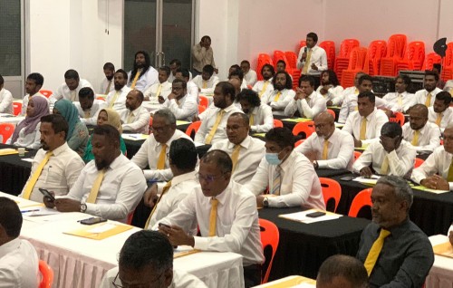 Nufoozuge vaahaka thakaaeku MDP gaumee majlis hoonu vejje