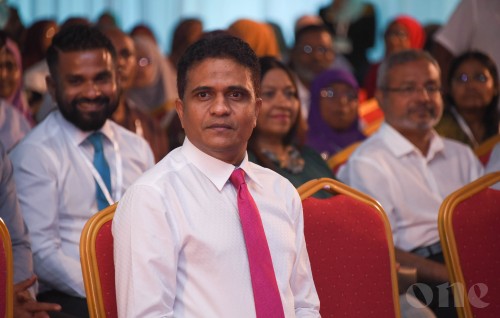 Massala nimendhen Nihan ge passport hifahattaifi