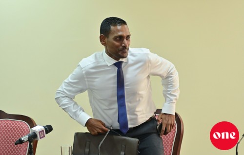 High Court gai oiy massalaige hukum kuraa gothakun Ali Waheed ah jeheynee Raajje vadaigannavan: Shameem