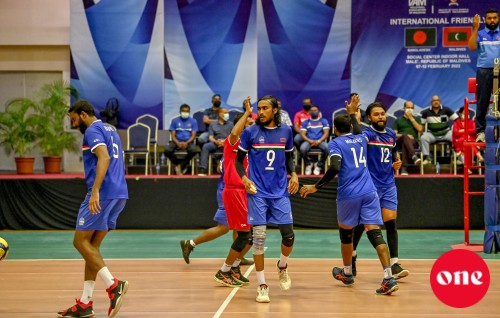 Ekuverikamuge 2 vana match gai Bangladesh athun Raajje balivejje