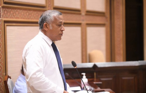 Felidhoo giraa giraa sarahaddhu himaayai kurun lasvanee, rashu council ah fonuvi concept nulibeythee: Minister