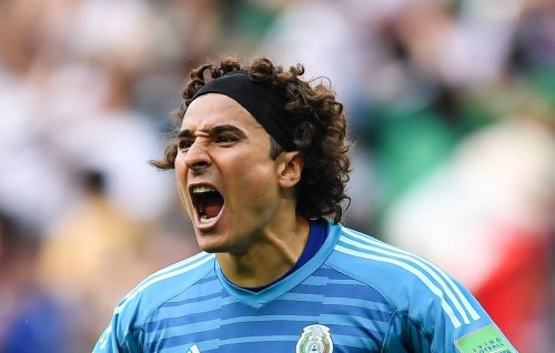 Mexico ge hero akee Lewandowski ge penalty mathakuri Ochoa, match vee evvaru