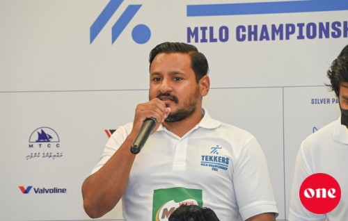 Sunny Umar, shareeaiy nimendhen bandhu kohfi