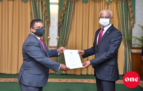 Kunfunyehgai hissaa othumun Fisheries Minister Dr. Hussein ah ruhun dhinun fasskoffi
