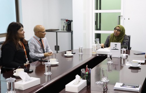 Kudakudhinge hiyaa thakah Dhiraagu ge hidhumaiythah hiley