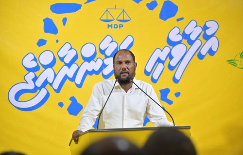 MDP ah 2013 gellunee Nasheed vaadha kurevvumun, Democrats fennanee varah nikamethikoh: Mauroof