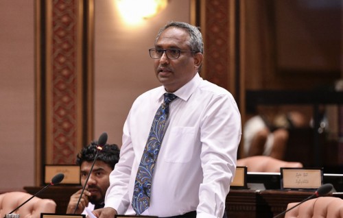 MDP ge PG leader ge naibakah Kelaa dhaairaa ge member Shareef