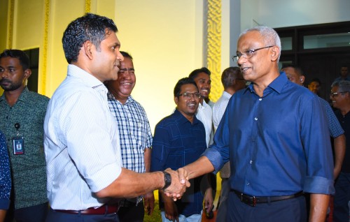 Raees surgery eh kurahvaathy baaru thah Naib Raees aa havaalu kurahvanee