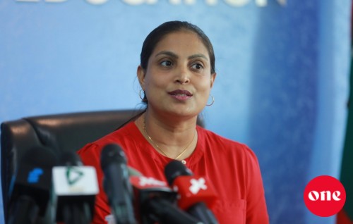 Mandhu college massalaigai Education Minister court ah haaziru kuranee, court chit geyge dhorugai