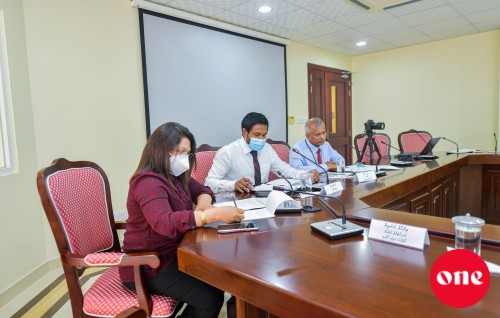 #OnePhoto : Maaliyyathu Committe ge 60 vana bahdhaluvun