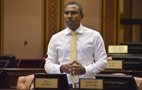 Corruption ge bodethi mahsala thakeh thahugeeru kuraa kamah vidhaalhuve, 8 beyfulhehge nan Azim aamu kurvvaifi