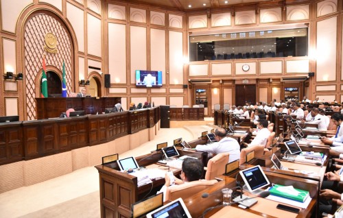 Jalsa mendhamah dhigudhemigen dhiyayas miadhuge masakkath nimmai dhinumah edhen: Majlis raees