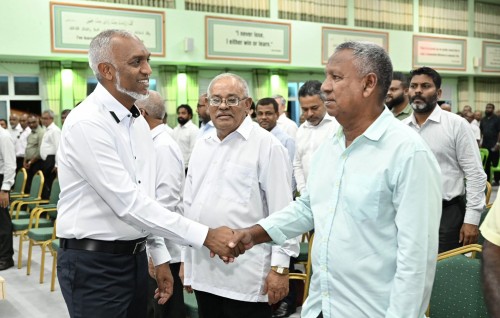Mi aharuge medhuthereygai Maldives Economic Gateway ge amalee masahkaiy feshigendhaane: Raees
