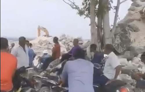 Funadhoo football dha'ndu hadhan Foakaidhoo in veli gendhaathee muzaaharaakohffi