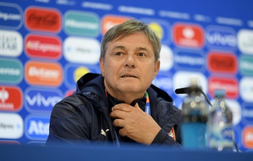 England aa kurimathilaan thayyaaru: Serbia coach