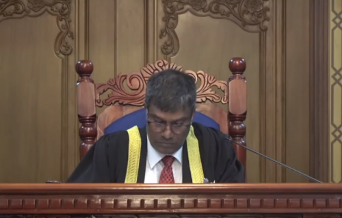 Dhauvaa eh kuriah gendhan nimmaa nimmun, dhen isthiunaafu nukureveyne kamah supreme court in kanda alhaifi