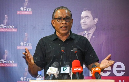 Hoarafushi Aiport akee Raees Yameen ge airport eh: Adhurey
