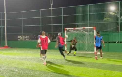 Raees ge thafaathu molhu goal eh!