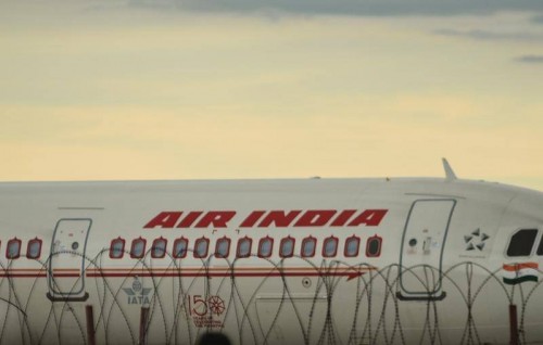 Mi aharu mihaathanah India ge airline thakah 999 bomuge inzaaru dheefi