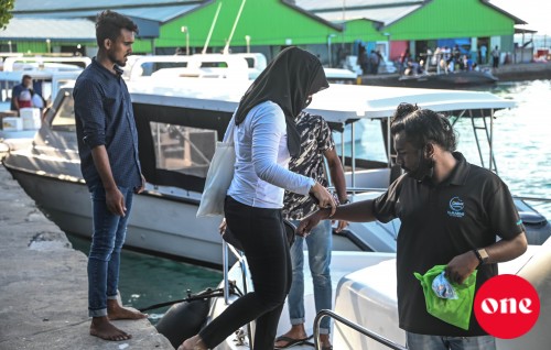 November gai bandhu dhuvasthaka gulhigen medhah anna dhuvaheh bandhu kuran adhi hamajehifaeh neiy: Mabrook