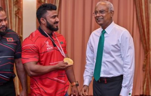 Evves kulhivareh baakee nukurumuge natheejaa rangalhu: Raees