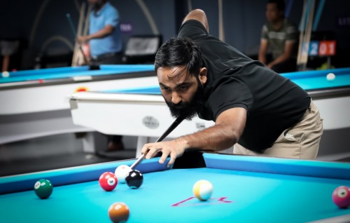 Gaumee billiard mubaaraiyy fashaifi, furathama match thahves foarigadha