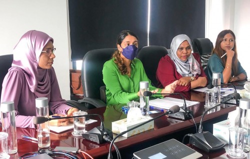 Adeeb aai Ziyath minivanvumun kanboduvun faalhukoh, gaanoonu islaahu kurumah govaalaifi