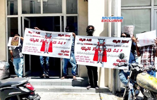 Suppliers innah faisaa nudhakaa kamah bune Fenaka kurimatheegai muzaaharaa kohfi