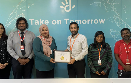 Insaaniyyathahtakai  Red Crescent in kuraa massakathugai eheetherivumah dhiraagun partner vejje