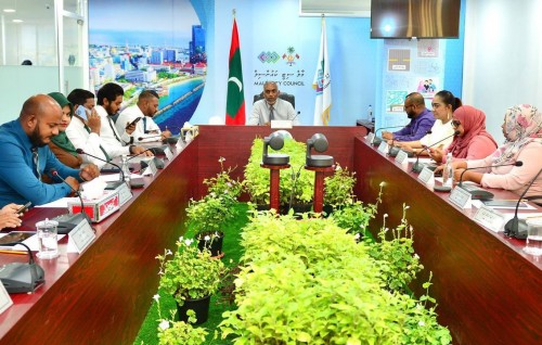 Eman ah libemundhiya 5000 rufiyaa ge allowance aailaa ah dheyn husha'halhanee