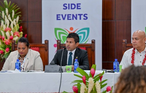 Moosumee badhaluthakun araigathumah CommonWealth ge gaumuthakun gulhigen masakkaiy kuran jehey: Naib Raees