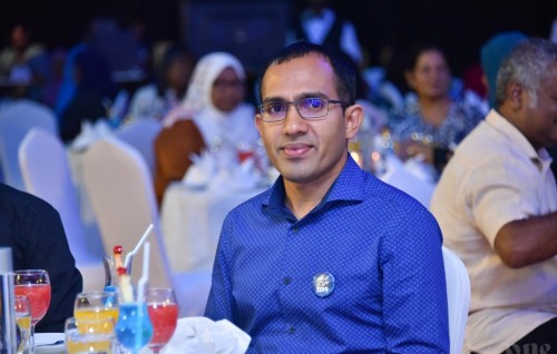 Saleem: Changing Ministers won't bring down internet price