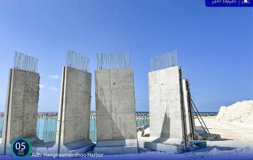 Hanyaameedhoo ban'dharuge ehgamu thoshilumah beynunvaa concrete gaa erashah aruvaifi