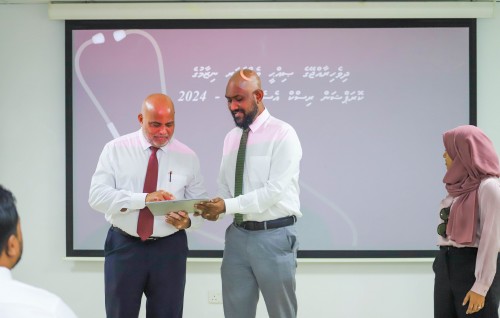 Sih'hee dhaairaa gai oiy siyaasee nufoozaai corruption huttuvumah islaahu thah genaumah ACC inn lafaa dheefi