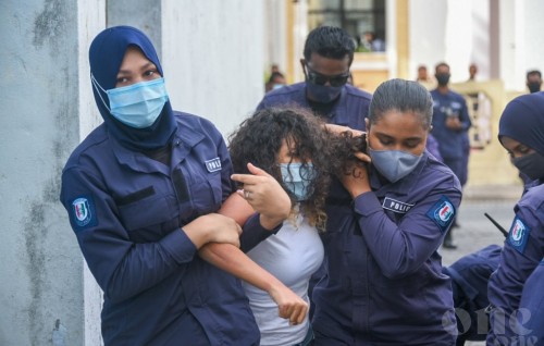 Police disperse gathering in front of parliament, about ten people present