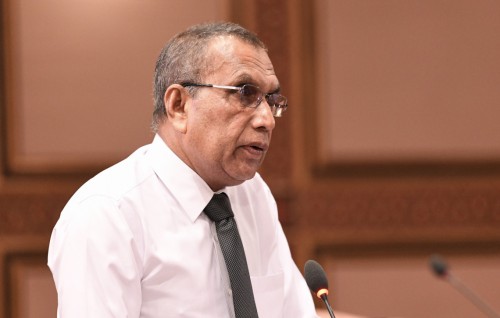 Ameen Health Minister kamun vaki kuranjehey: Afeef