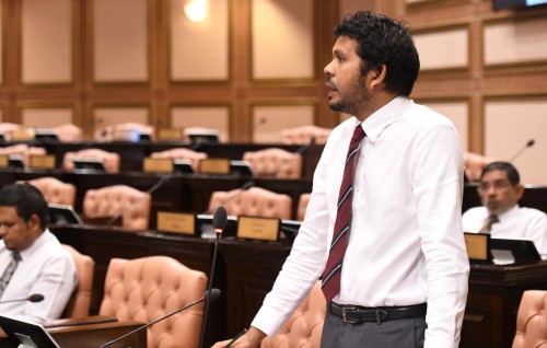 Harukashi fikuraa dhekolhah haasa faujeh ufaddhan majlis ah hushahalhaifi
