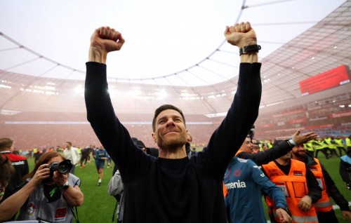 Alonso aai Leverkusen thaareehuge thereah, furathama faharah German League hoadhaifi