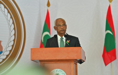 Boduthakurufaanakee Utheemun ufankuri enme aguhuri Jauhar, e'ee salaamathee baaruthakuge dhaaimee commander in chief: Raees